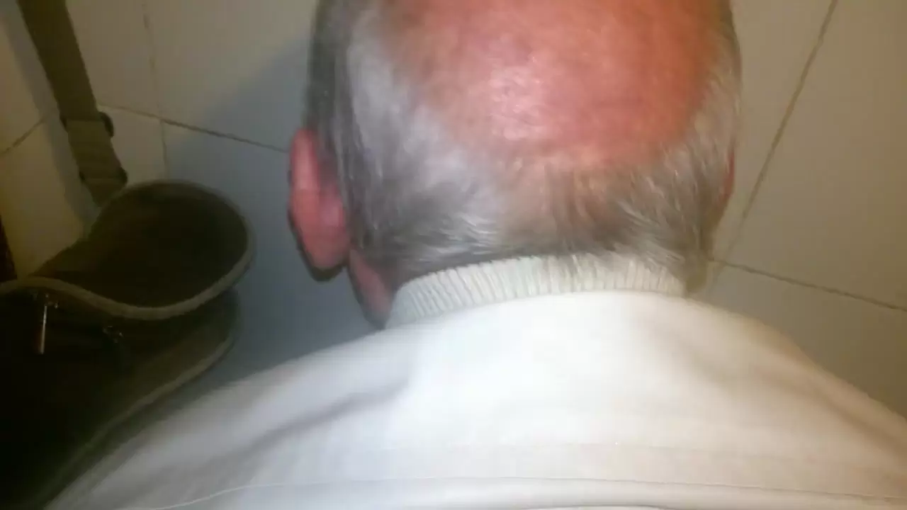Me follo a un anciano de 75 en el cine porno vilma Greece Thessaloniki ver en linea imagen