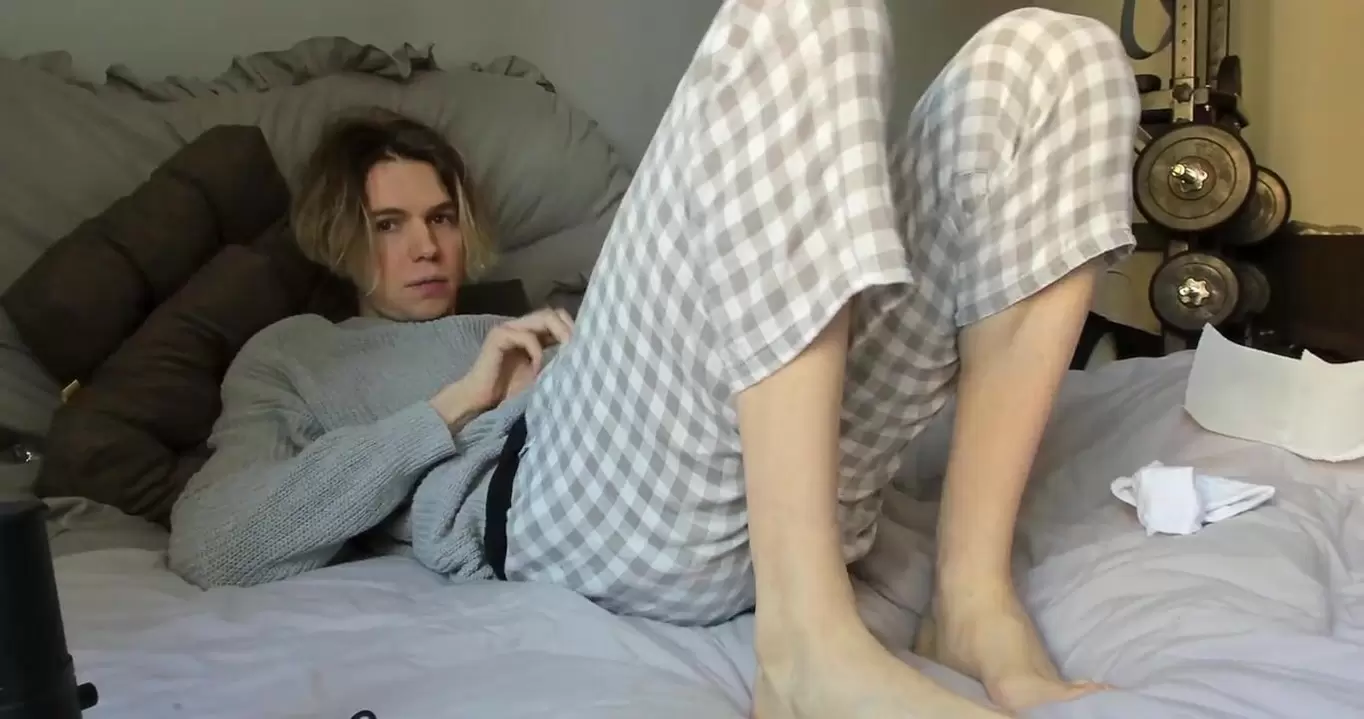 Sexy cute boy masturbation on webcam watch online
