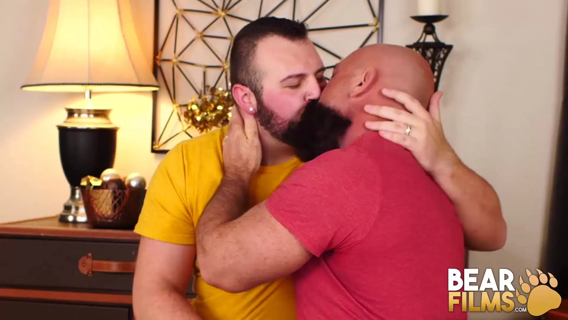 BEARFILMS Chubby Rex Barebacked By Bearded Bear Jayson West