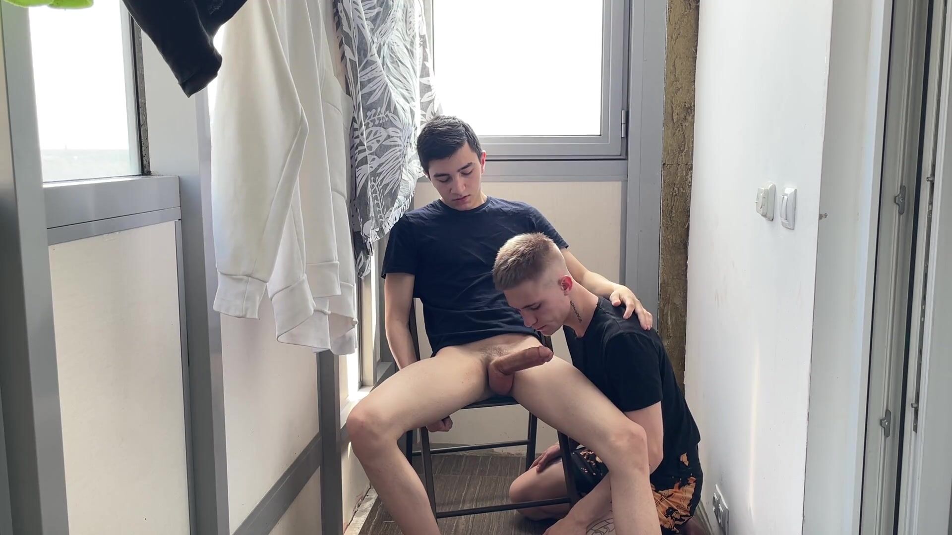 Two inexperienced guys fuck on the balcony watch online