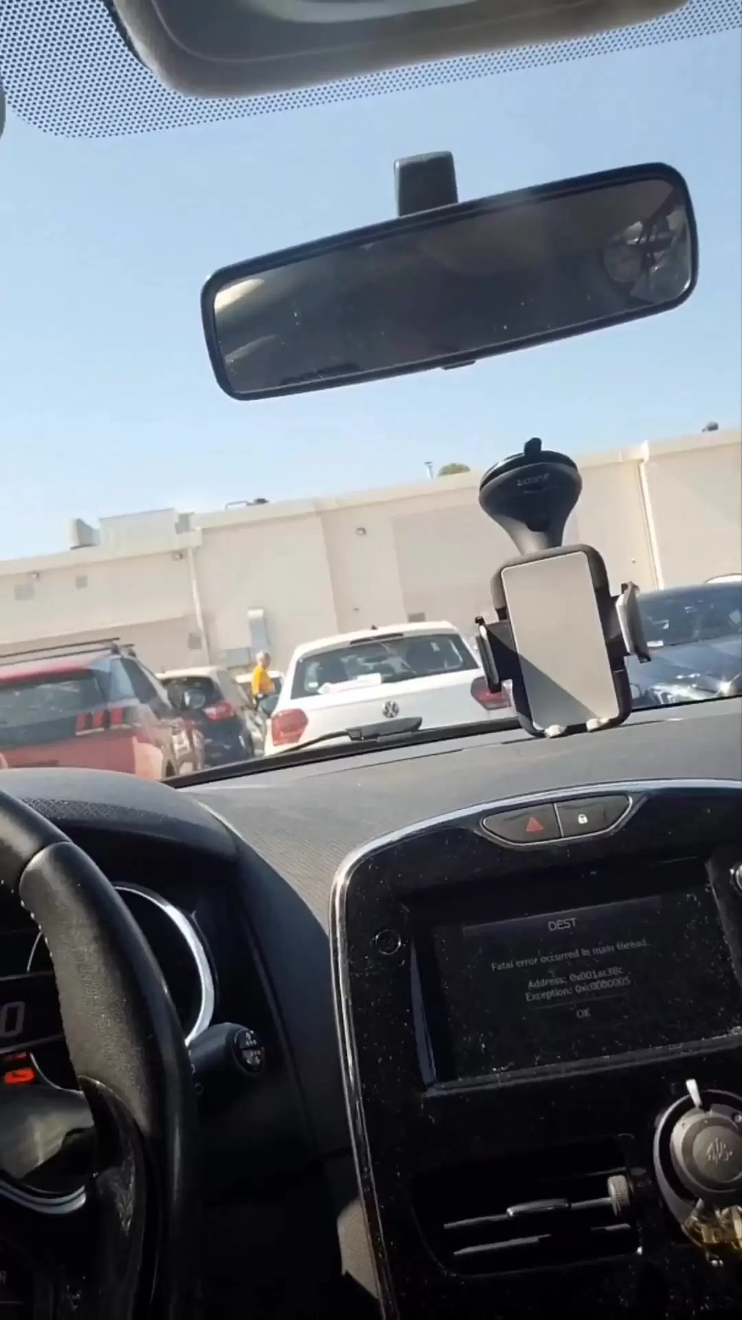 handjob in the middle of the day in a parking lot + Bonus at the end of the  video!